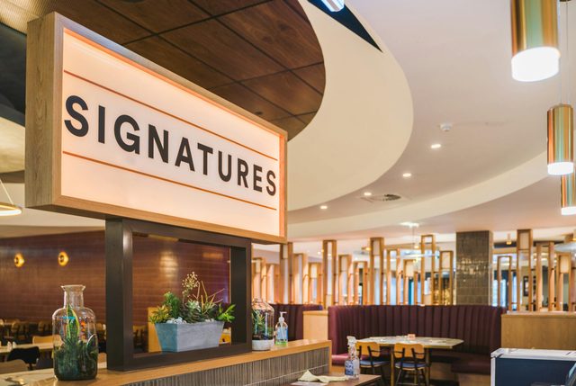 Signatures Buffet