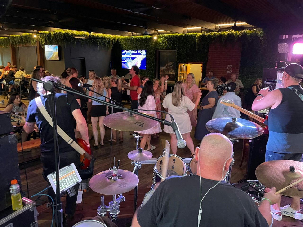 LIVE Music Venue