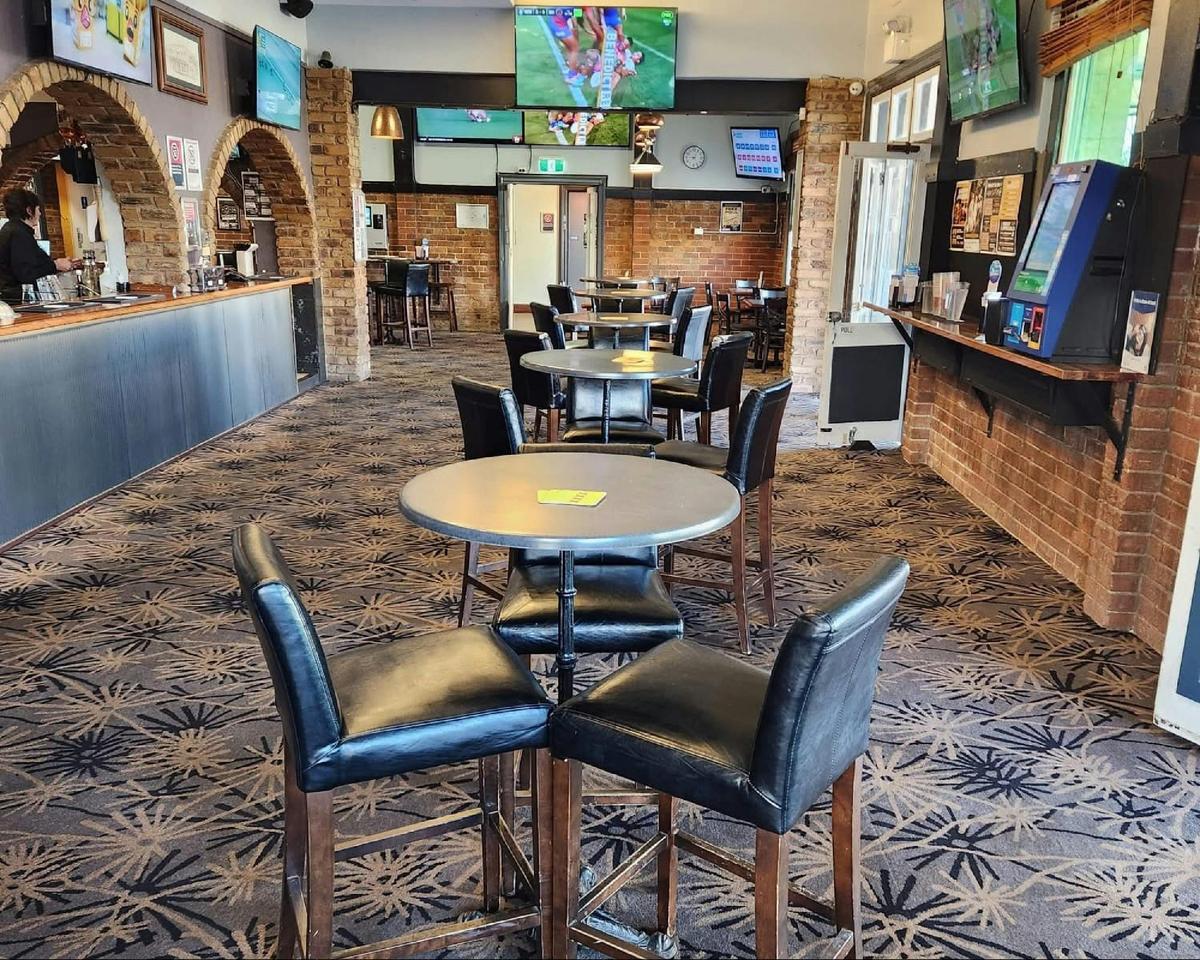 Tattersalls Hotel - Casino