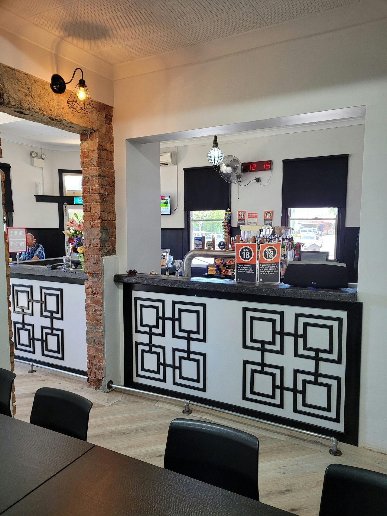 Main Bar