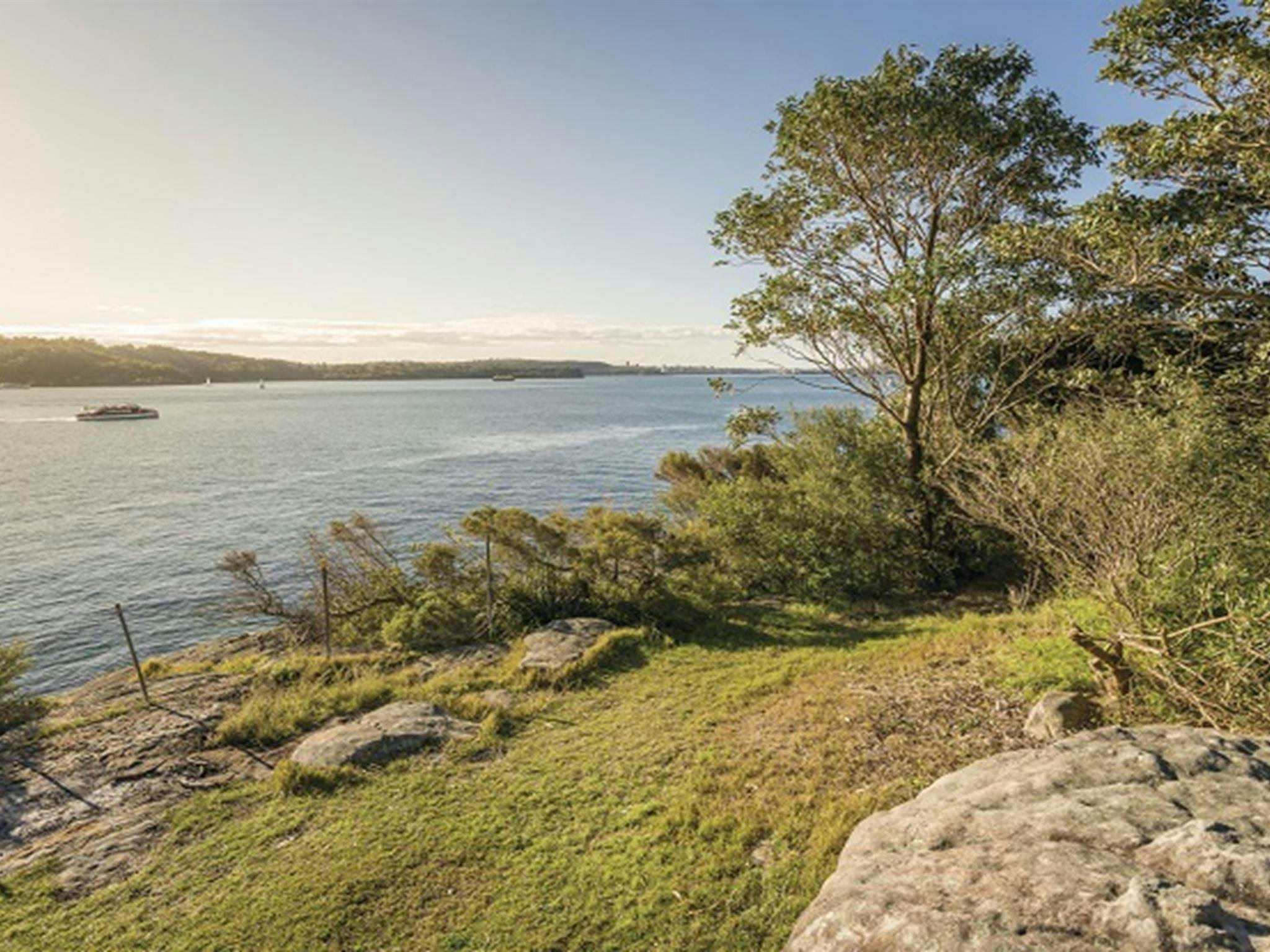 Views over Vaucluse Bay from Bottle and Glass Point, Sydney Harbour National Park. Photo: John