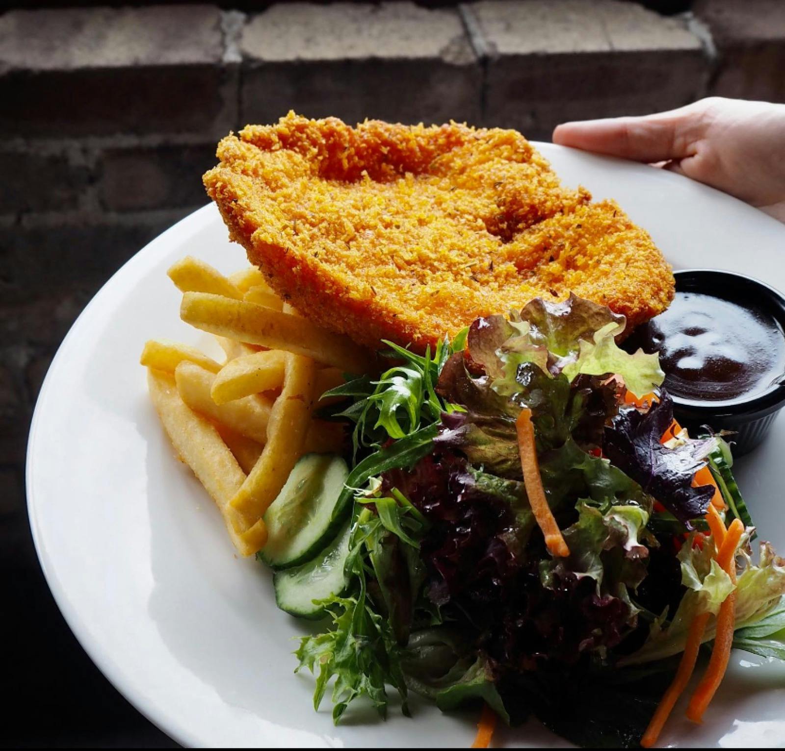 Schnitty and Chips