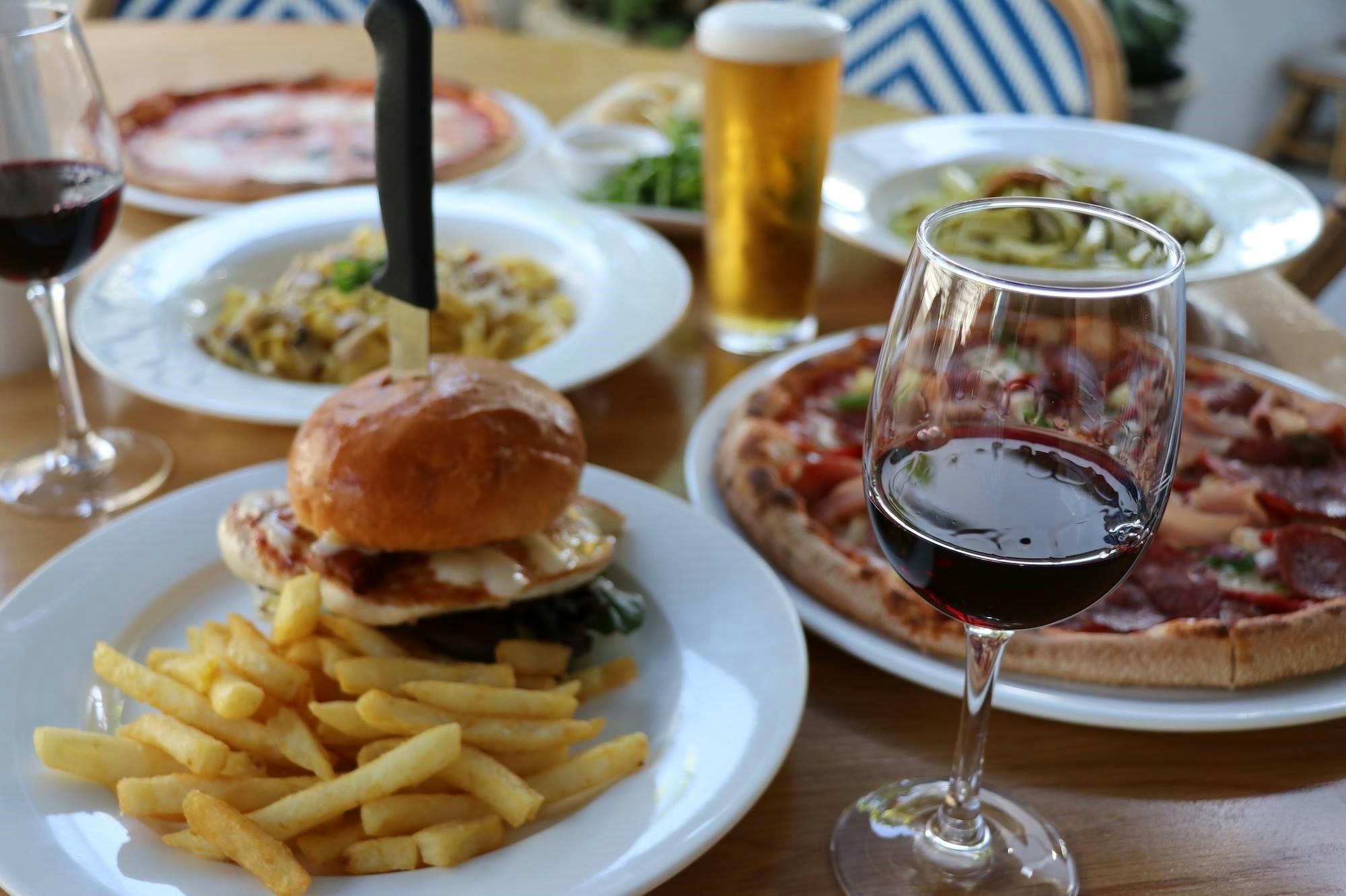 meal and drinks at The Macarthur Tavern Campbelltown