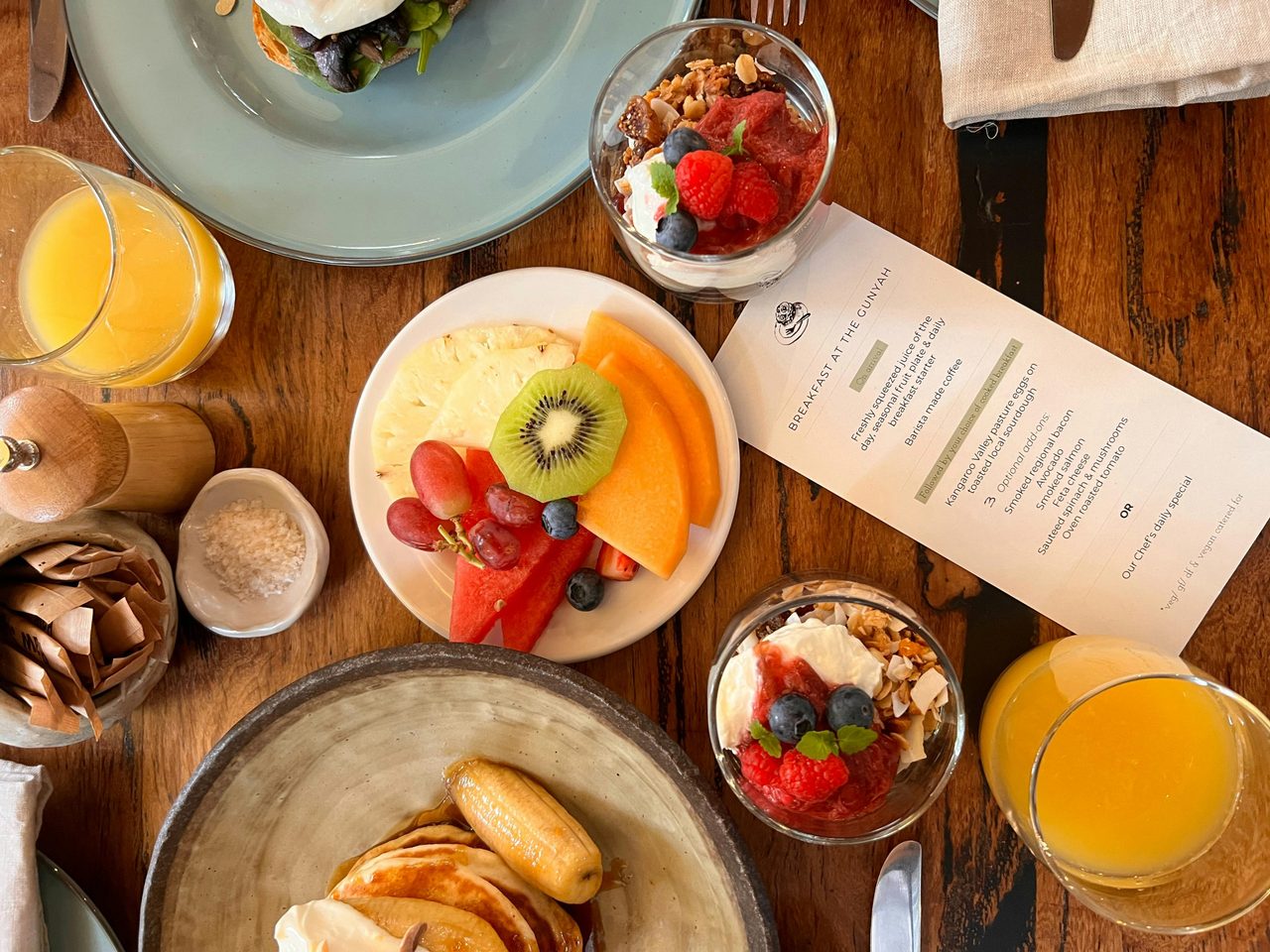 Breakfast in the Gunyah