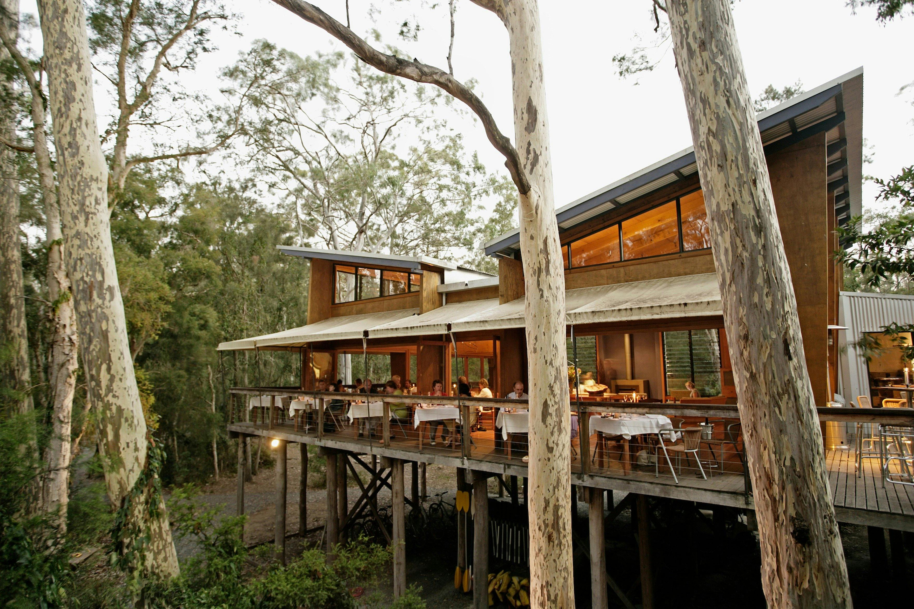 The Gunyah treetop dining room