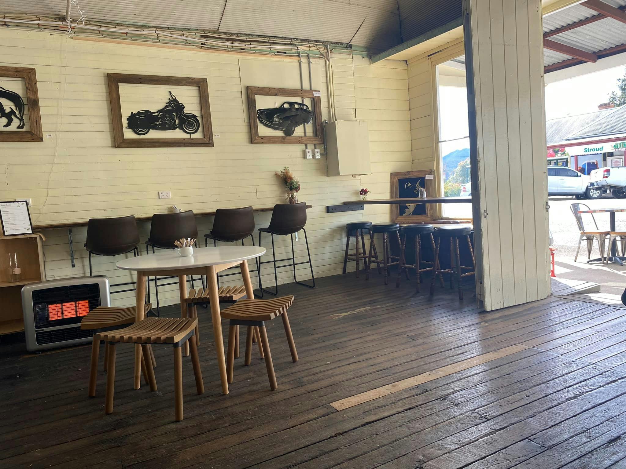 The Stroud Lounge Lizard Cafe