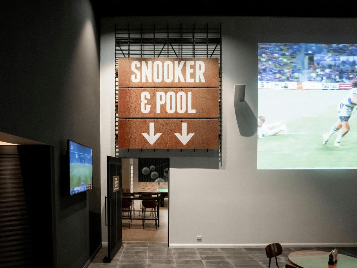 Sports Bar