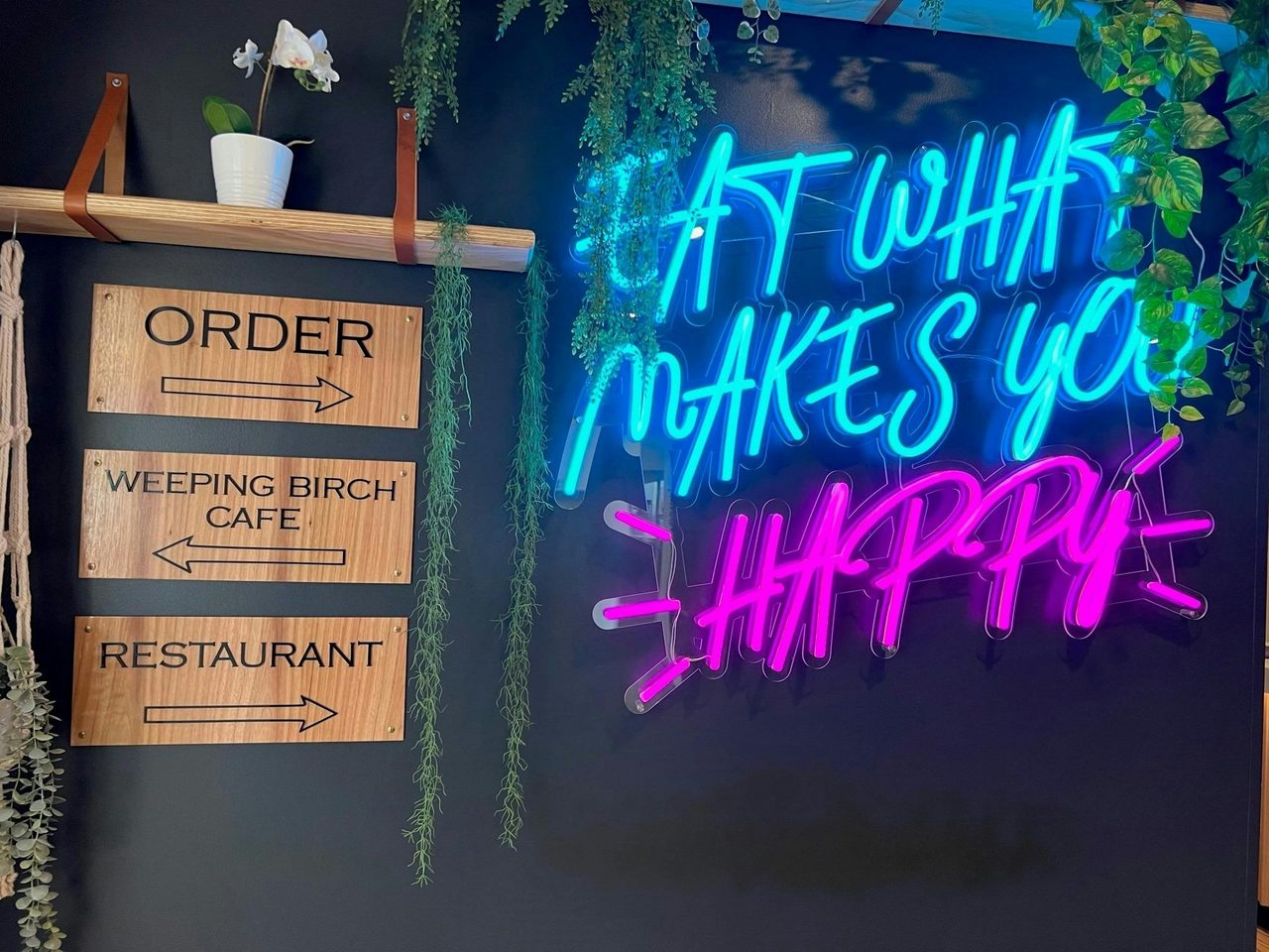 Restaurant & Cafe