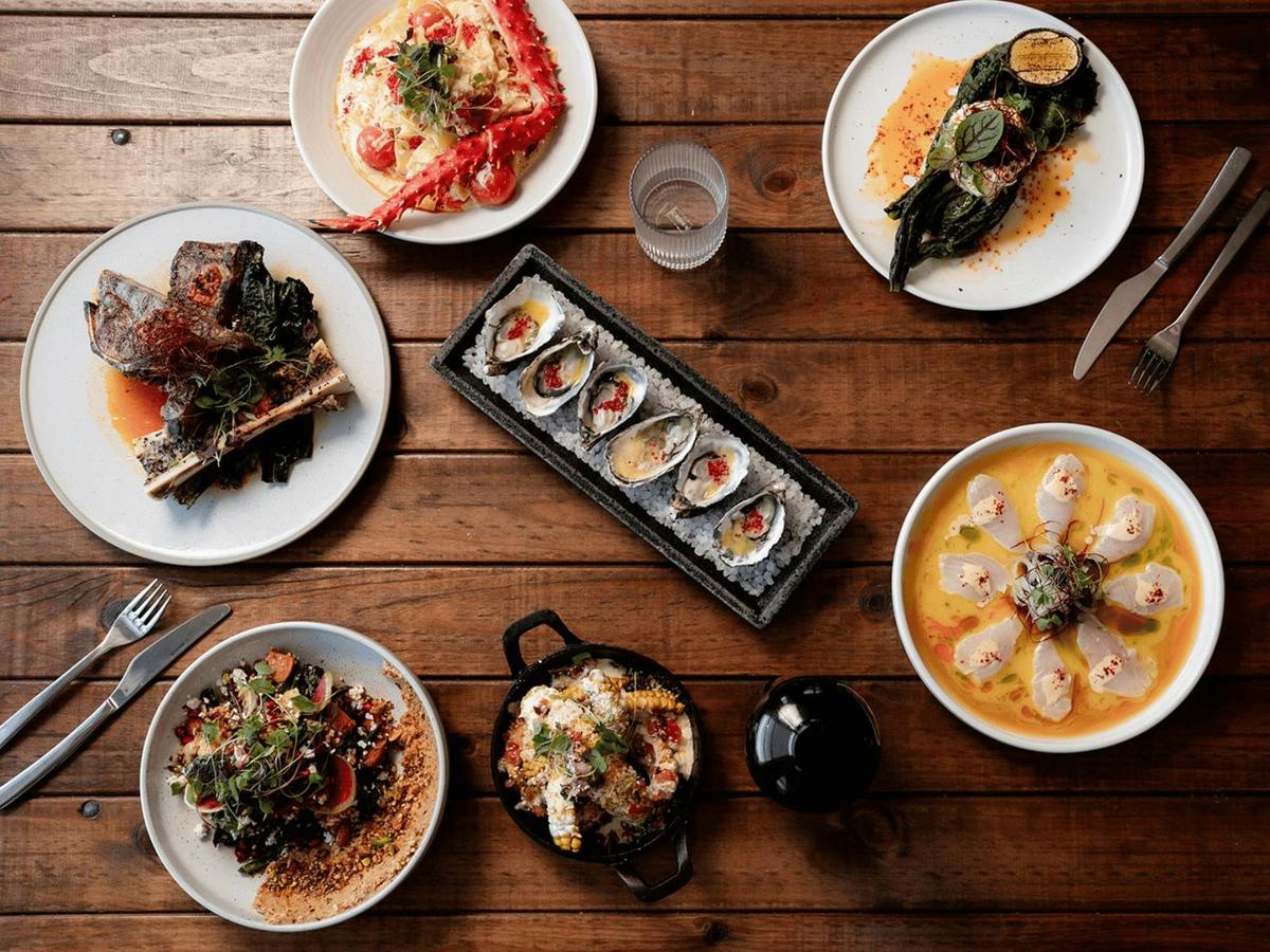 Lunch and Dinner Menu at The Imperial at Clifton