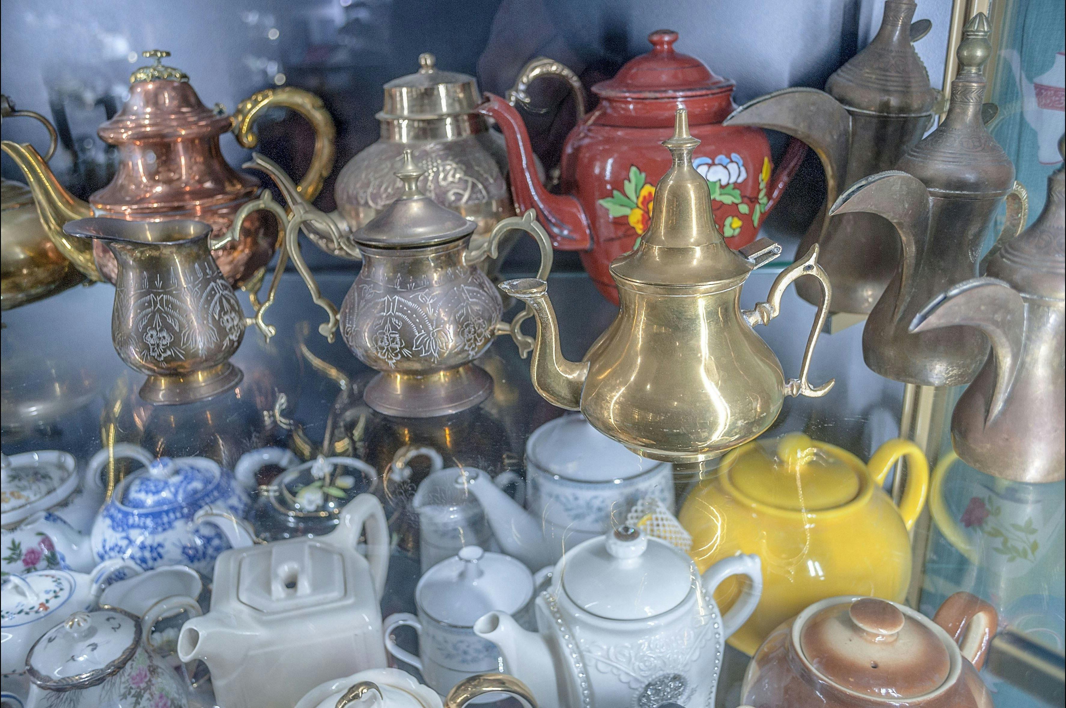 Bygone Beautys Treasured Teapot