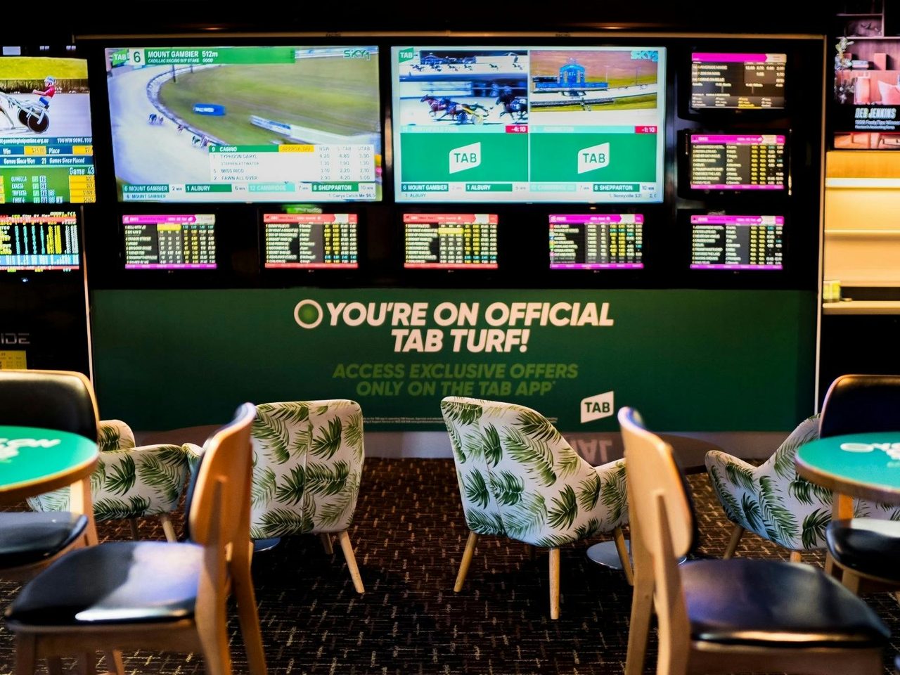 Warilla Hotel Sports Bar
