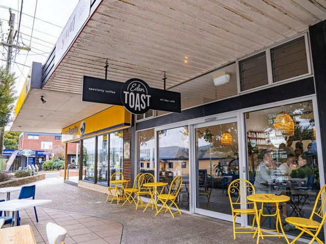 Toast Cafe Eden