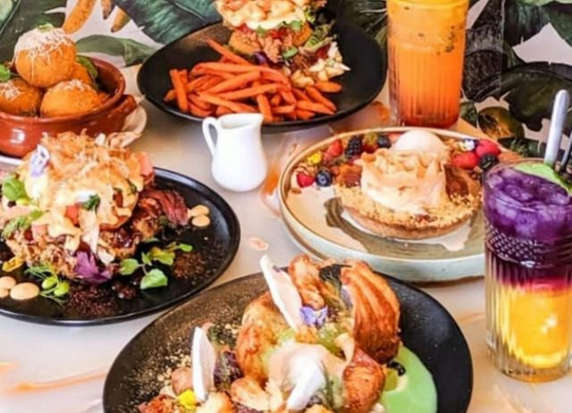 V Lounge - Canley Heights