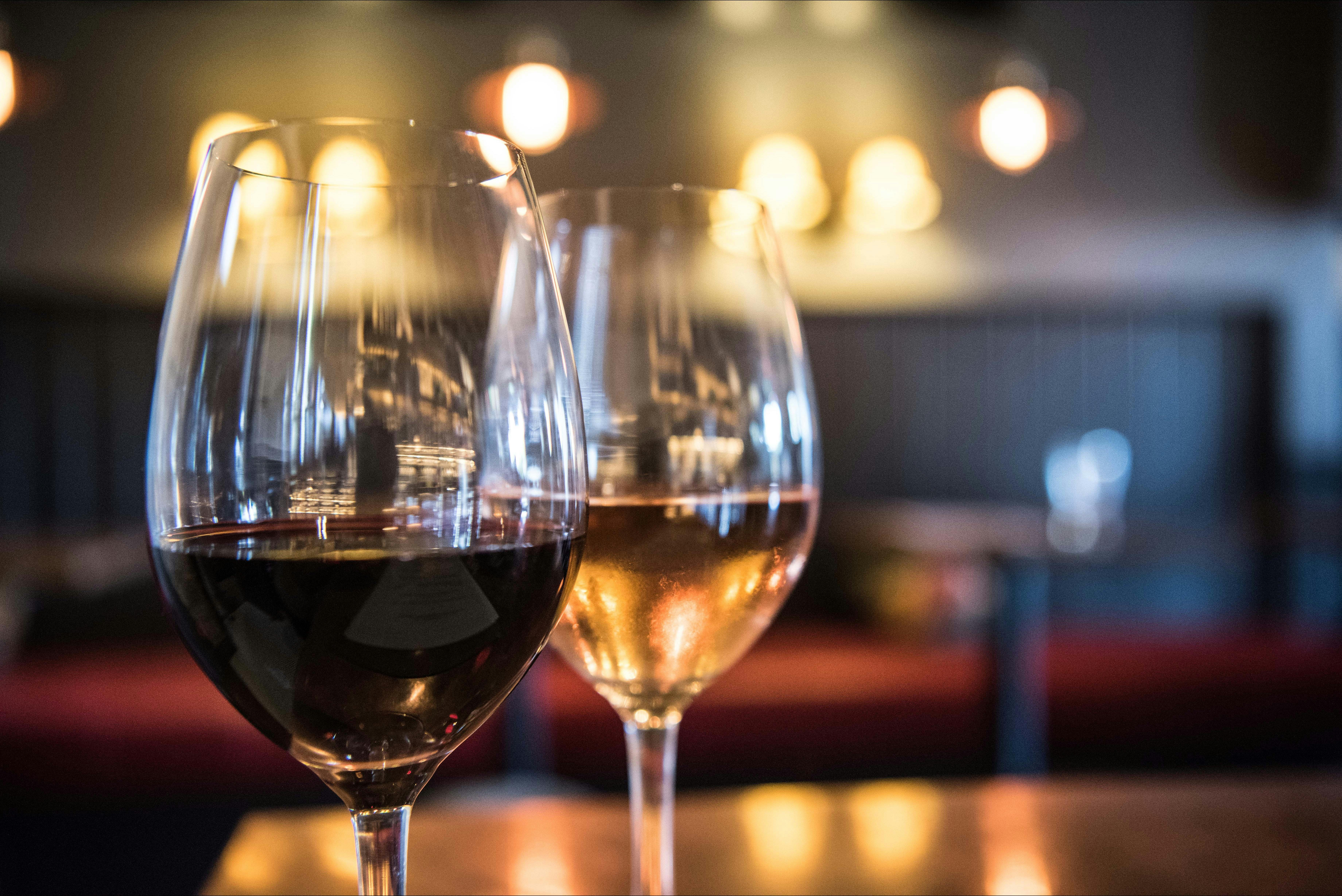 Choose from a range of Hilltops, Australian and international wines