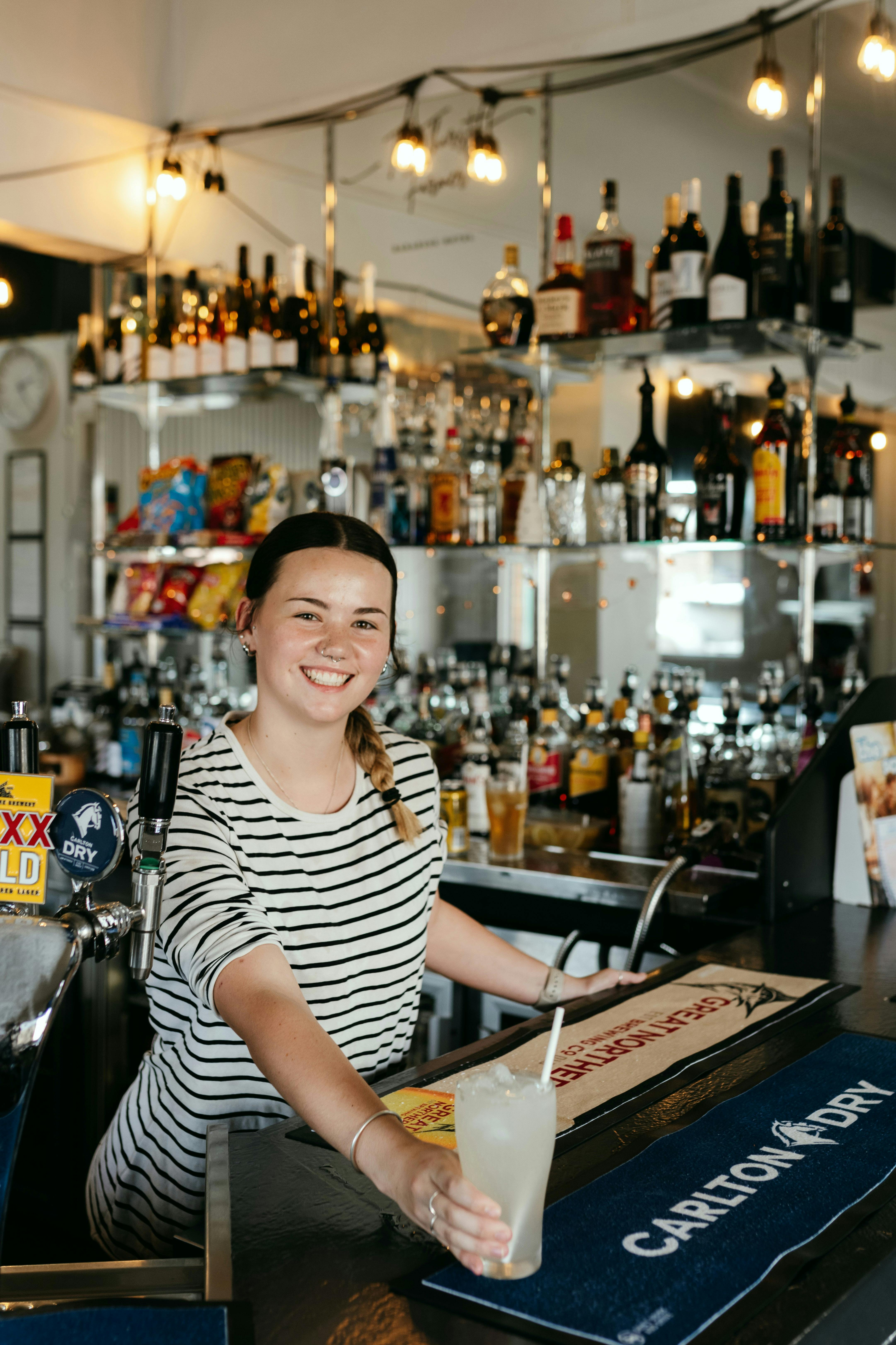 Friendly Bar Service