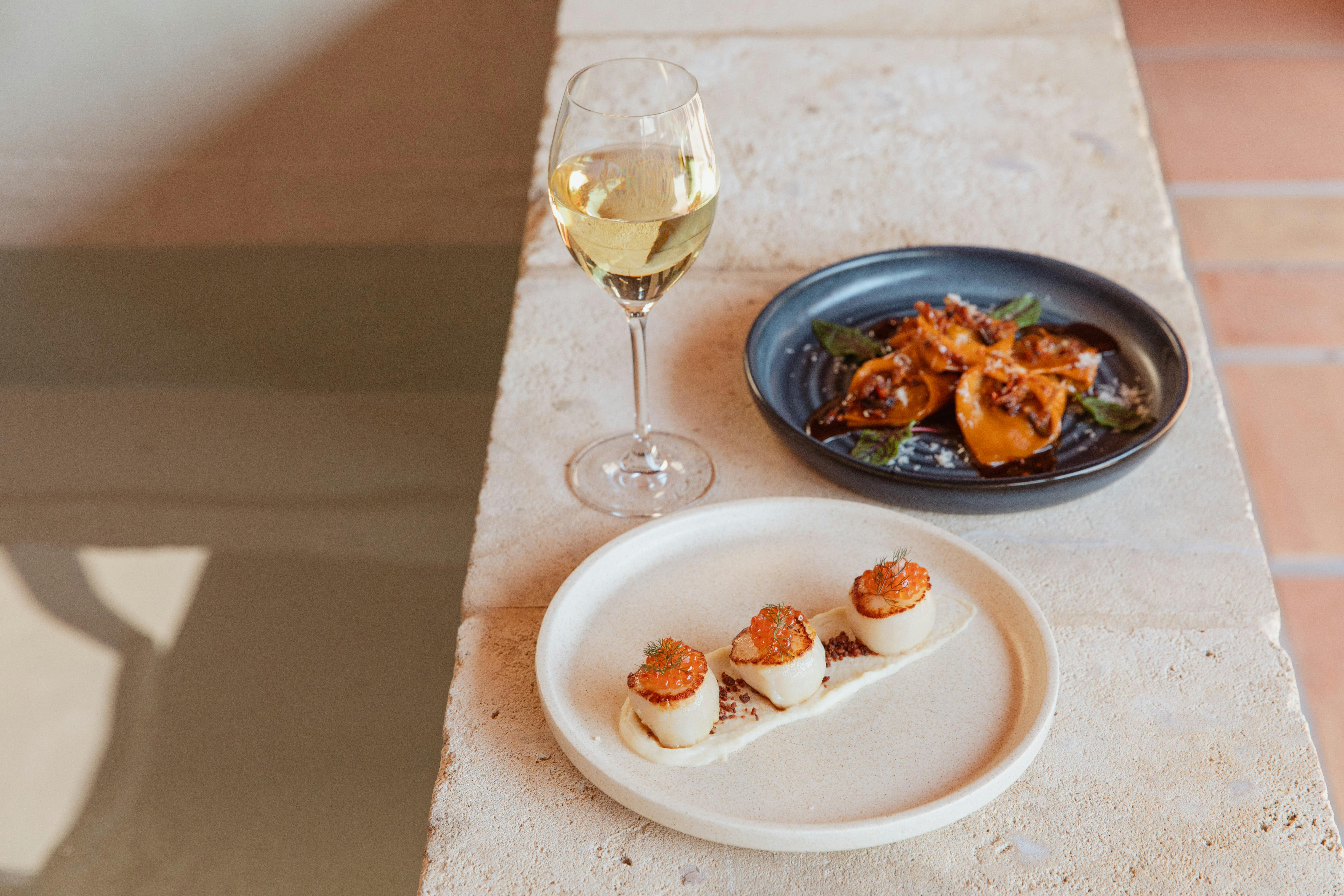 Seared Scallops & Tortellini