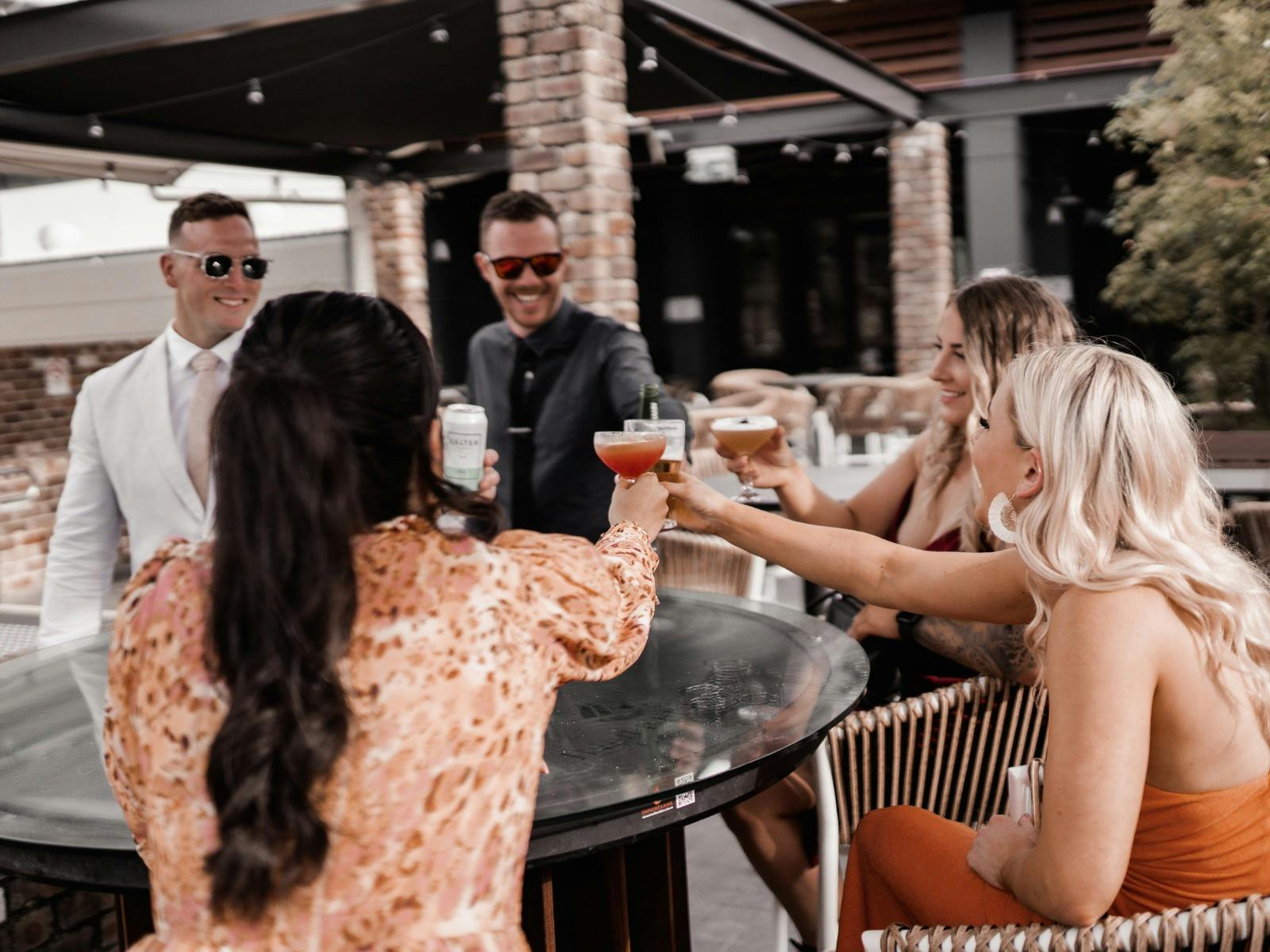 Lagoon Street Outdoor Dining