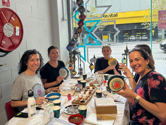 Ceramic Paint and Sip Classes in Sydney