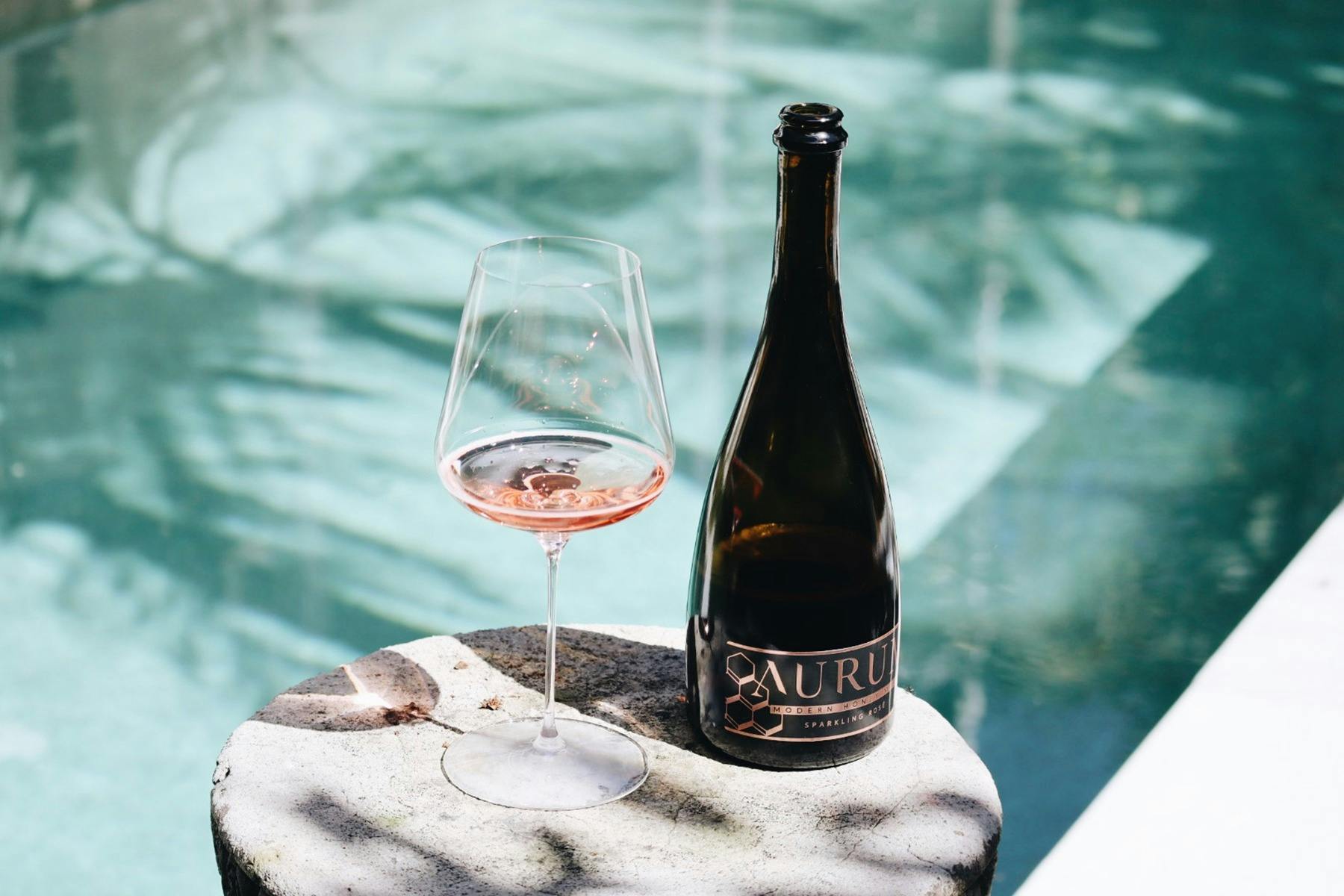 Aurum Sparkling Rose bubbles
