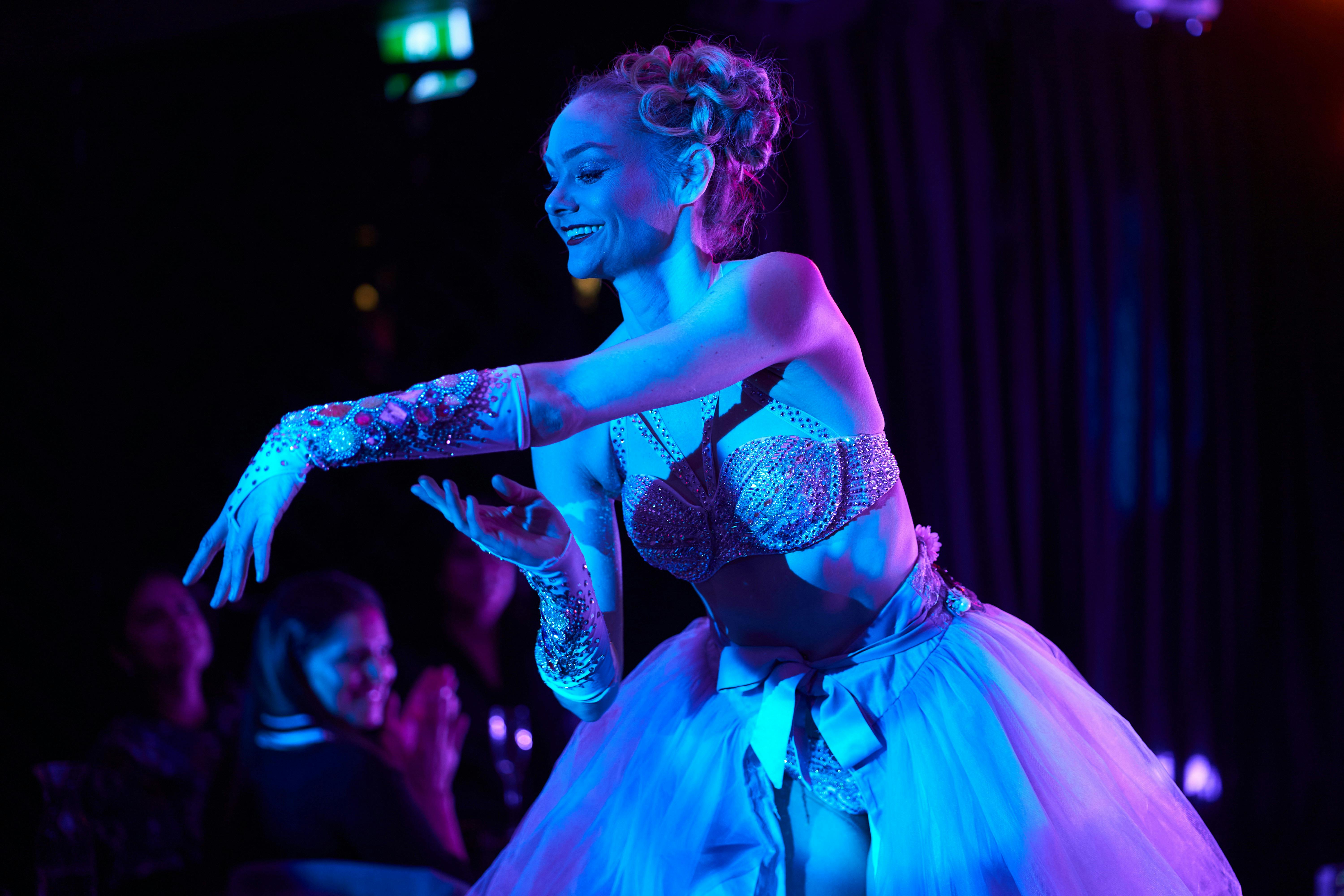 Beautiful cabaret dancers to mesmerise and amaze in Sydney's best value dinner show