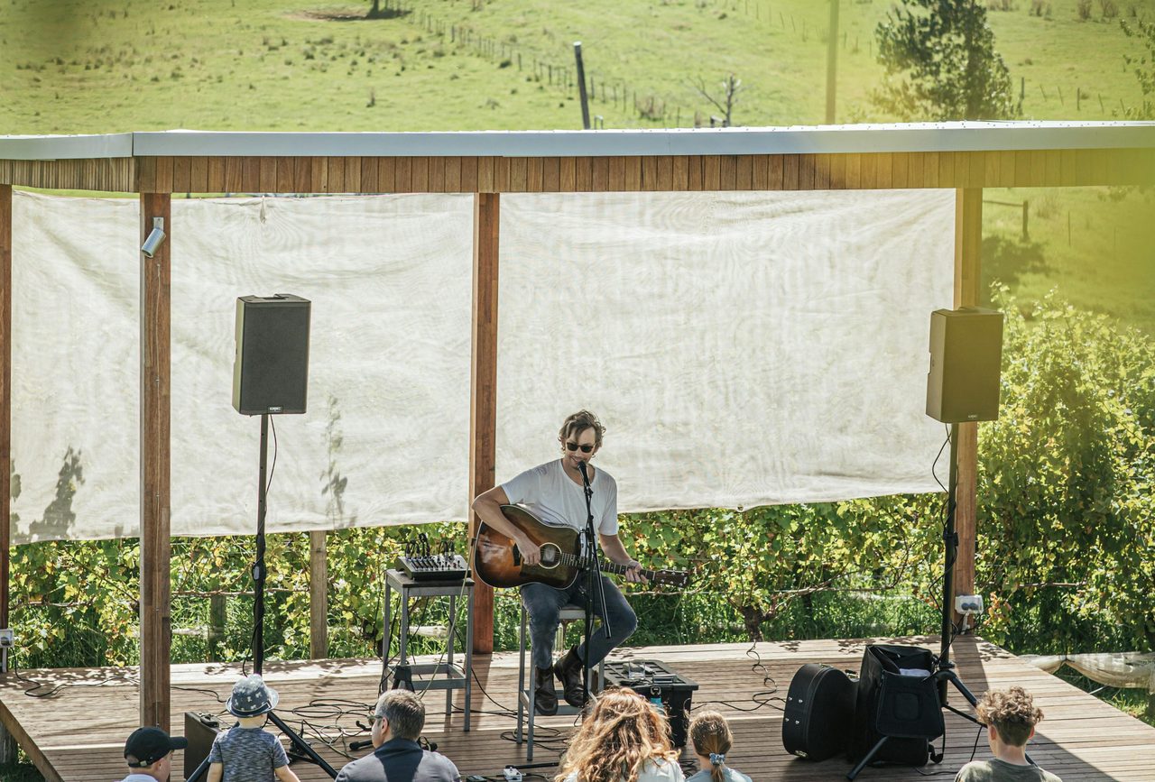 Sunday sessions with live music