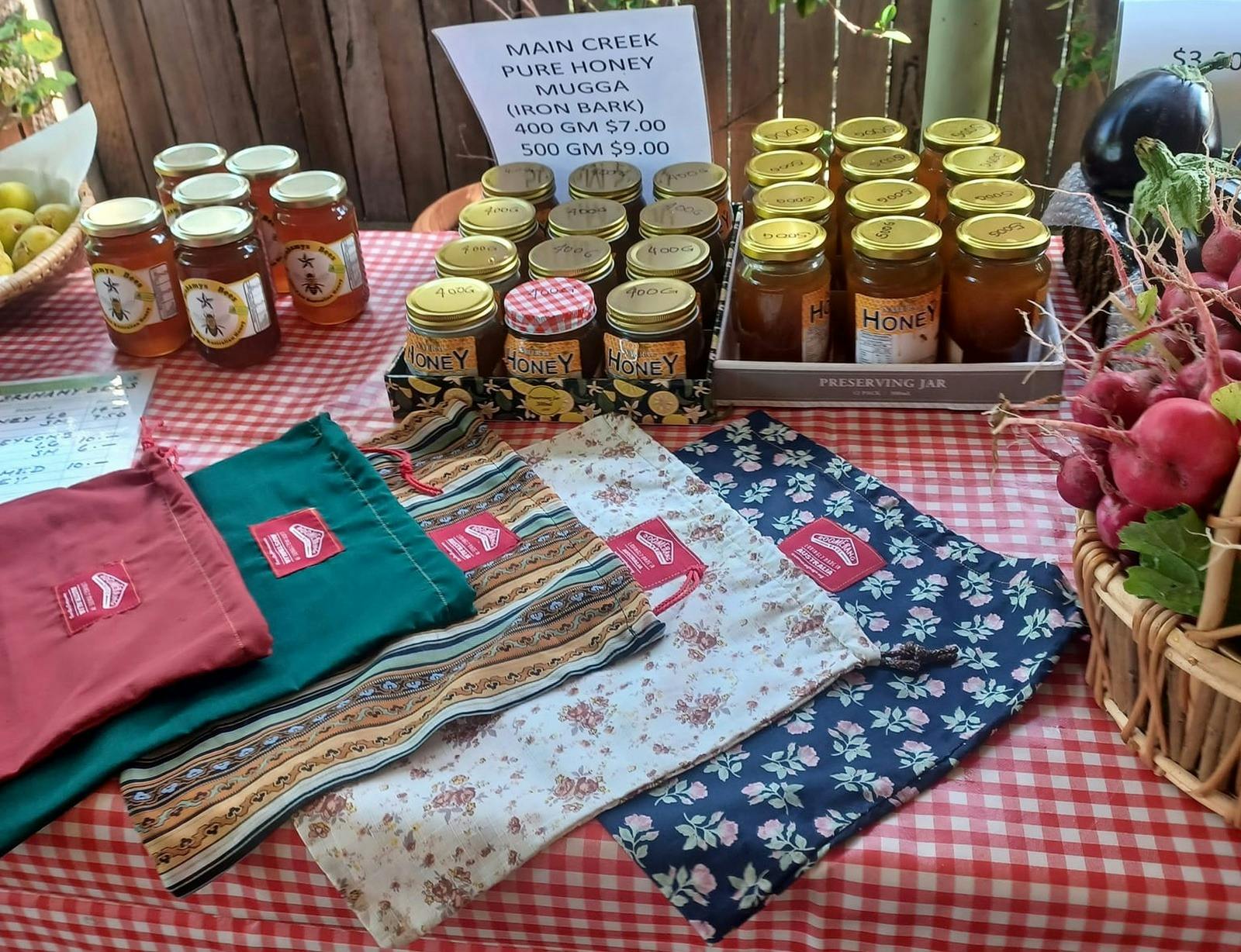Dungog Growers Stall