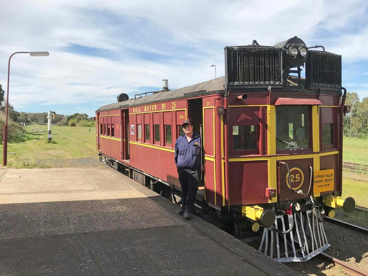 Cowra Train Rides edit2