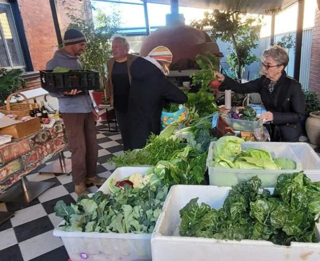 Fresh Farmers Market