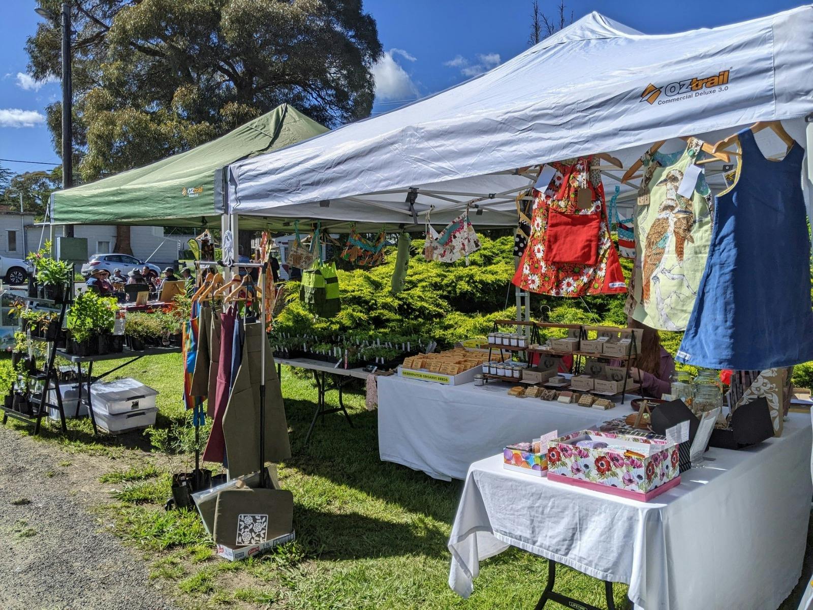 Glen Innes Cottage Market stalls