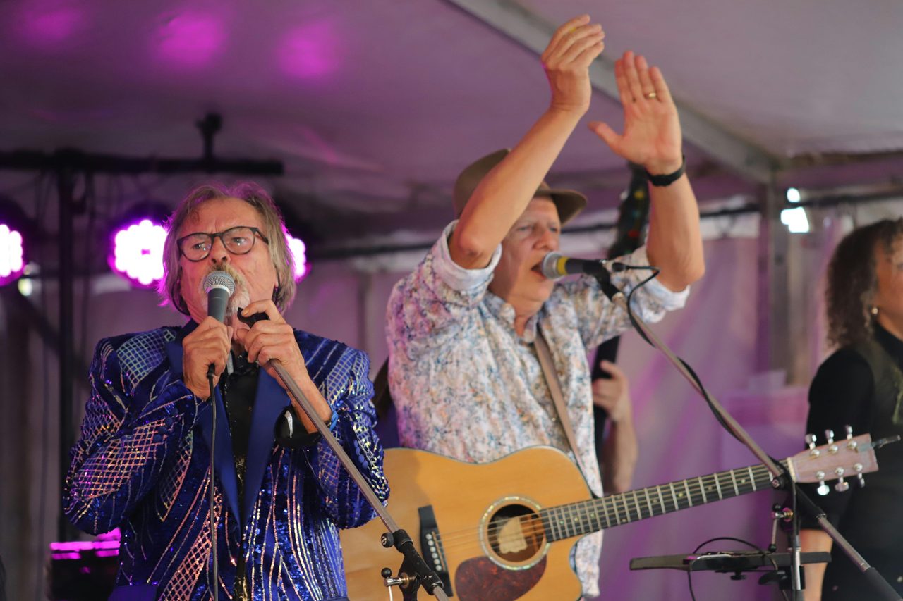 The Bushwackers performing at Falling Leaf Festival 2025