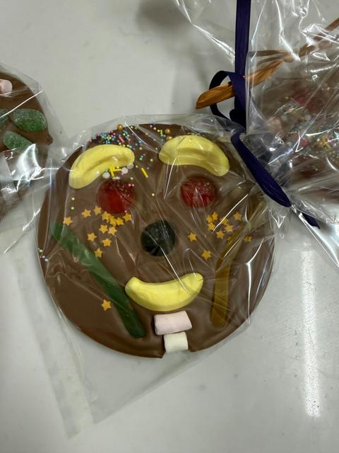 DIY Giant Chocolate Freckle Workshop