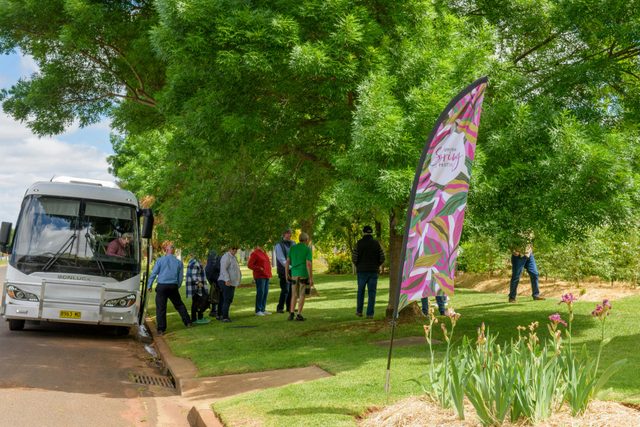 Griffith Spring Fest - Garden Bus Tours