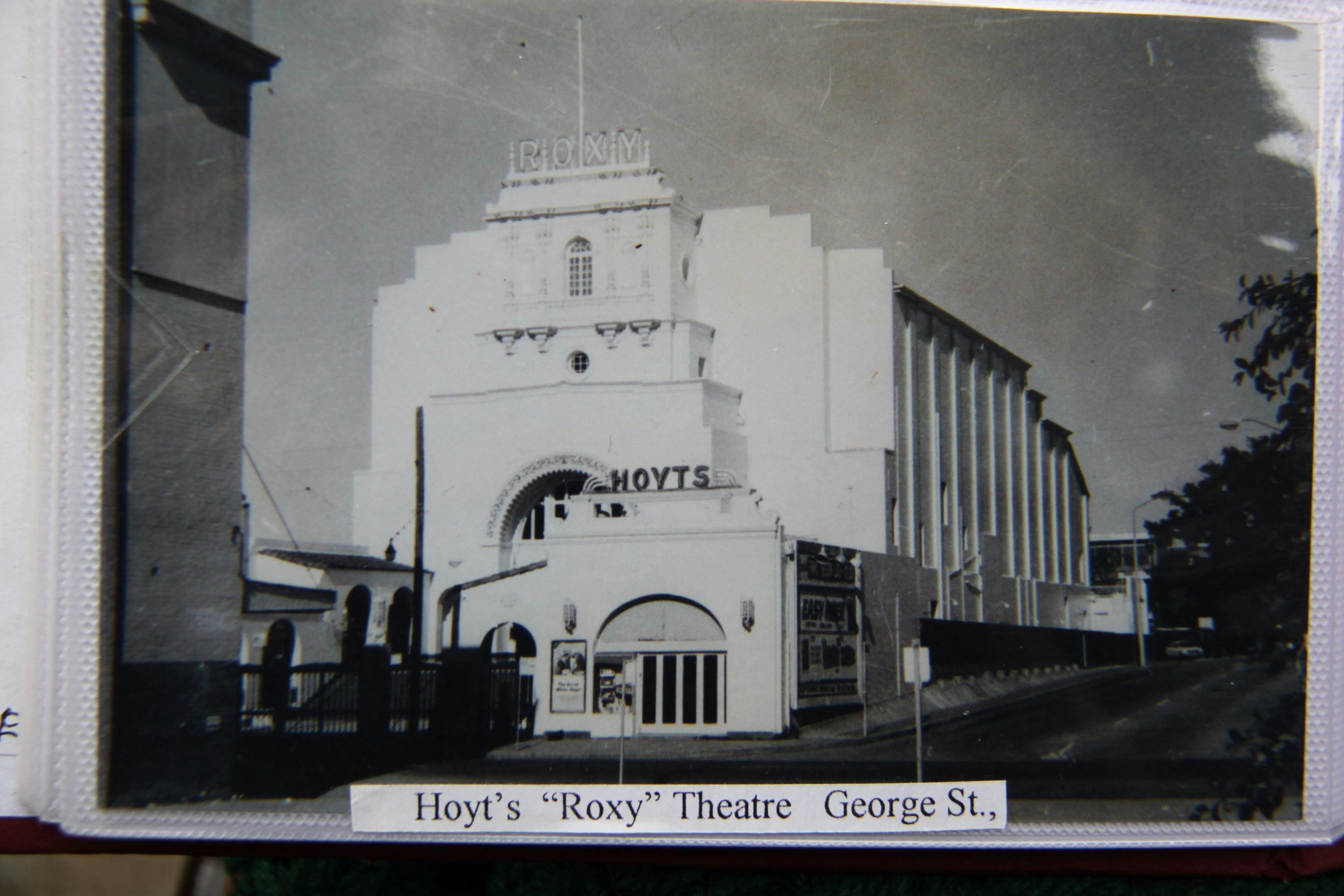 Hoyt's 'ROXY' picture theatre