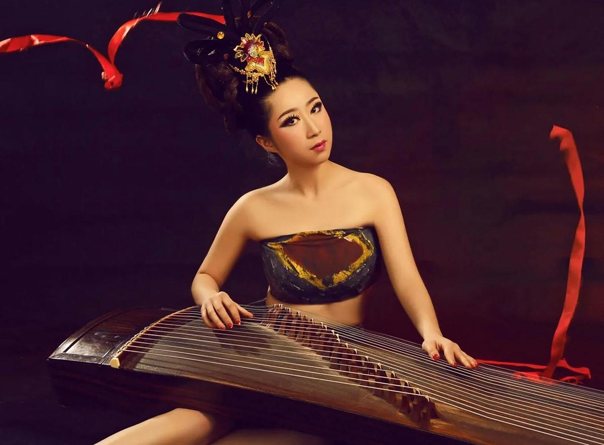 Mindy Meng Wang appears in the 2026 Lyrebird Festival
