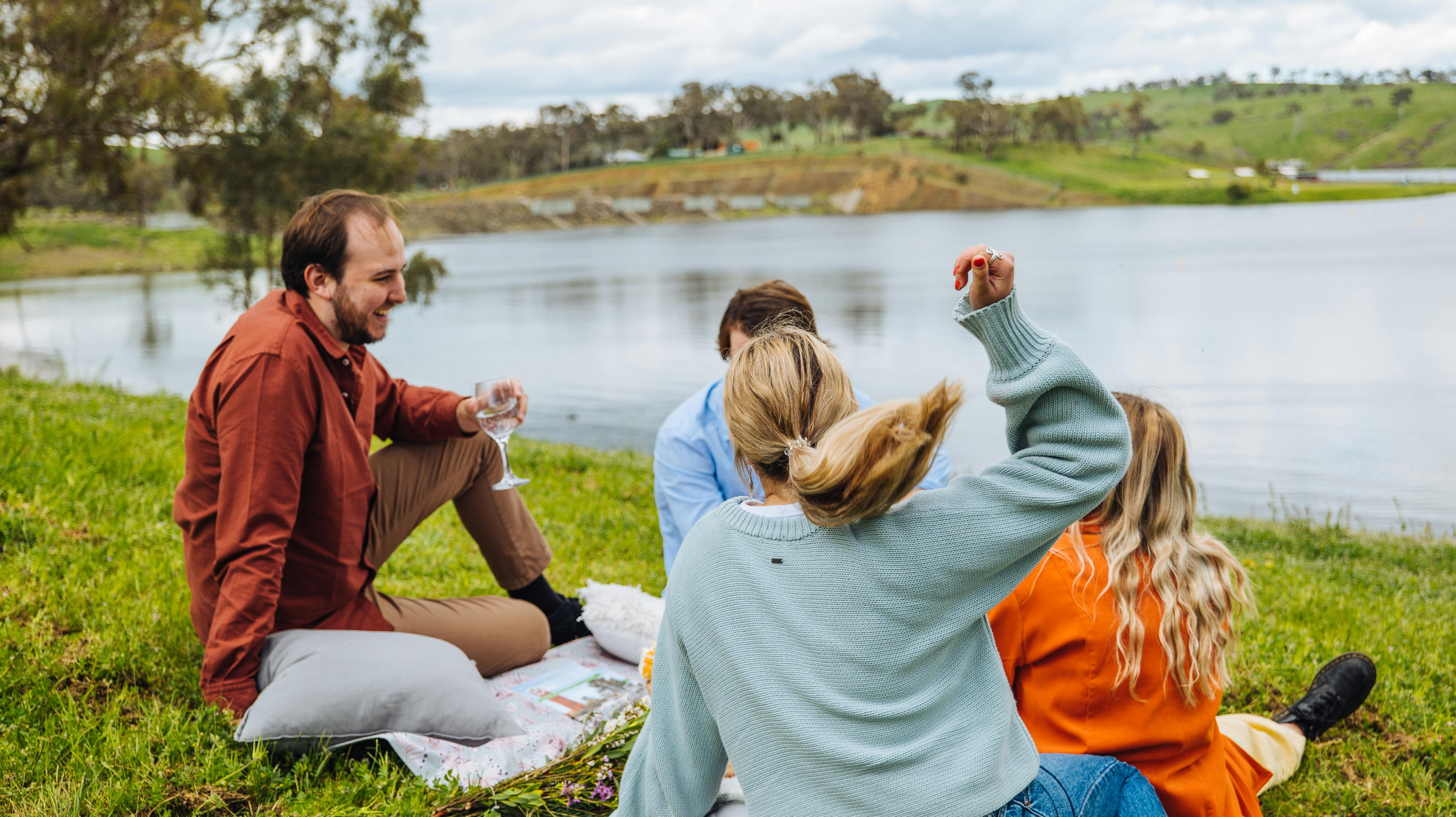 Enjoying the scenic views of Ben Chifley Dam