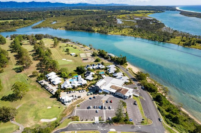 C.ex Urunga Golf Club