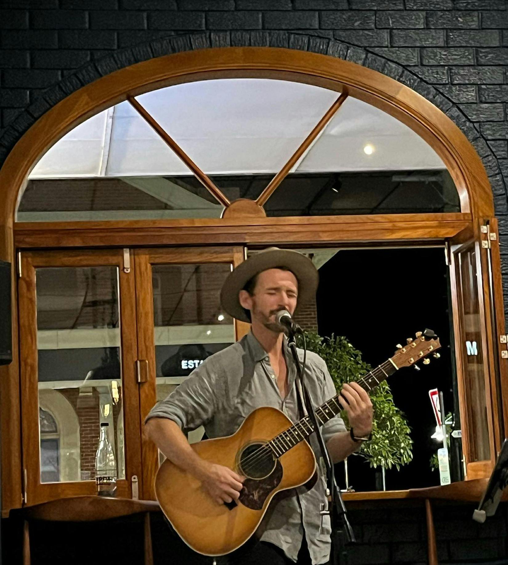 Live Music at the Kelp Restaurant