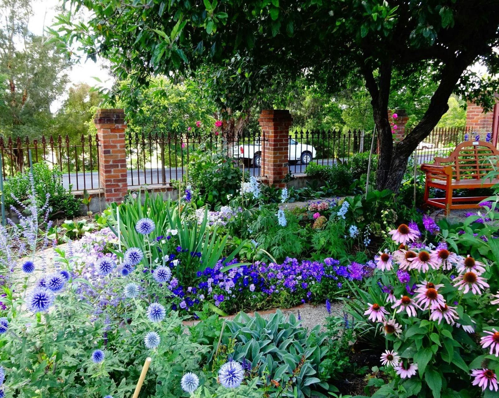 Old Government Cottage