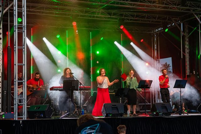 Riverside Carols