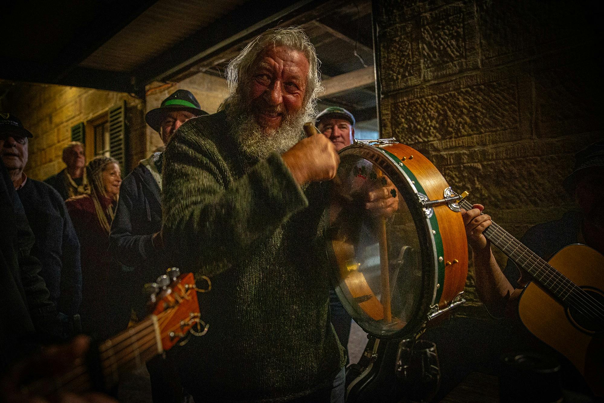 Attendees play music together in the Settlers Arms Inn at St Albans 2024