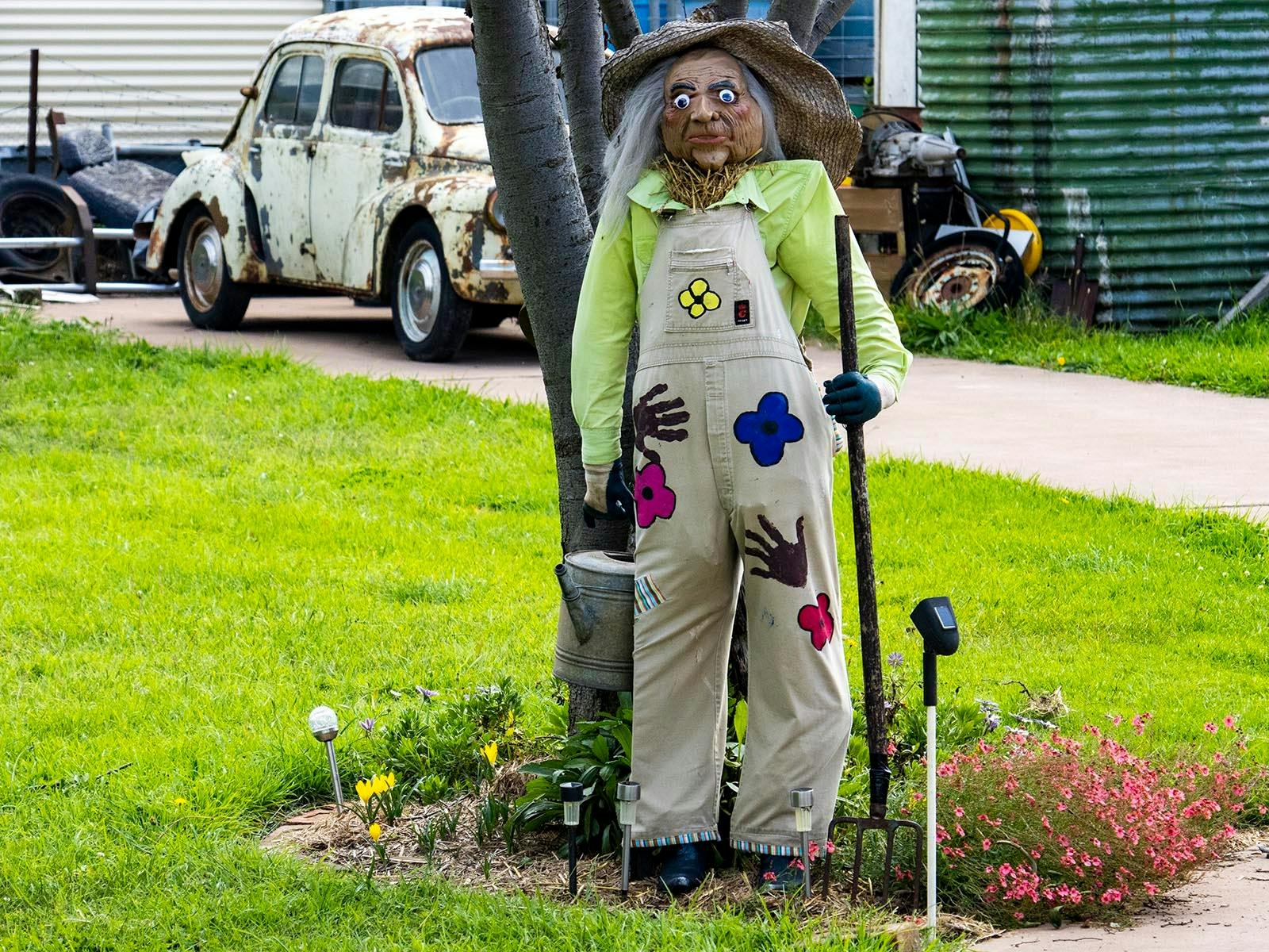 Gardener scarecrow