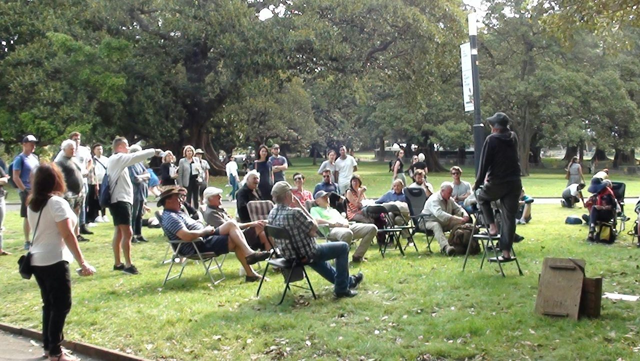 Spring crowd