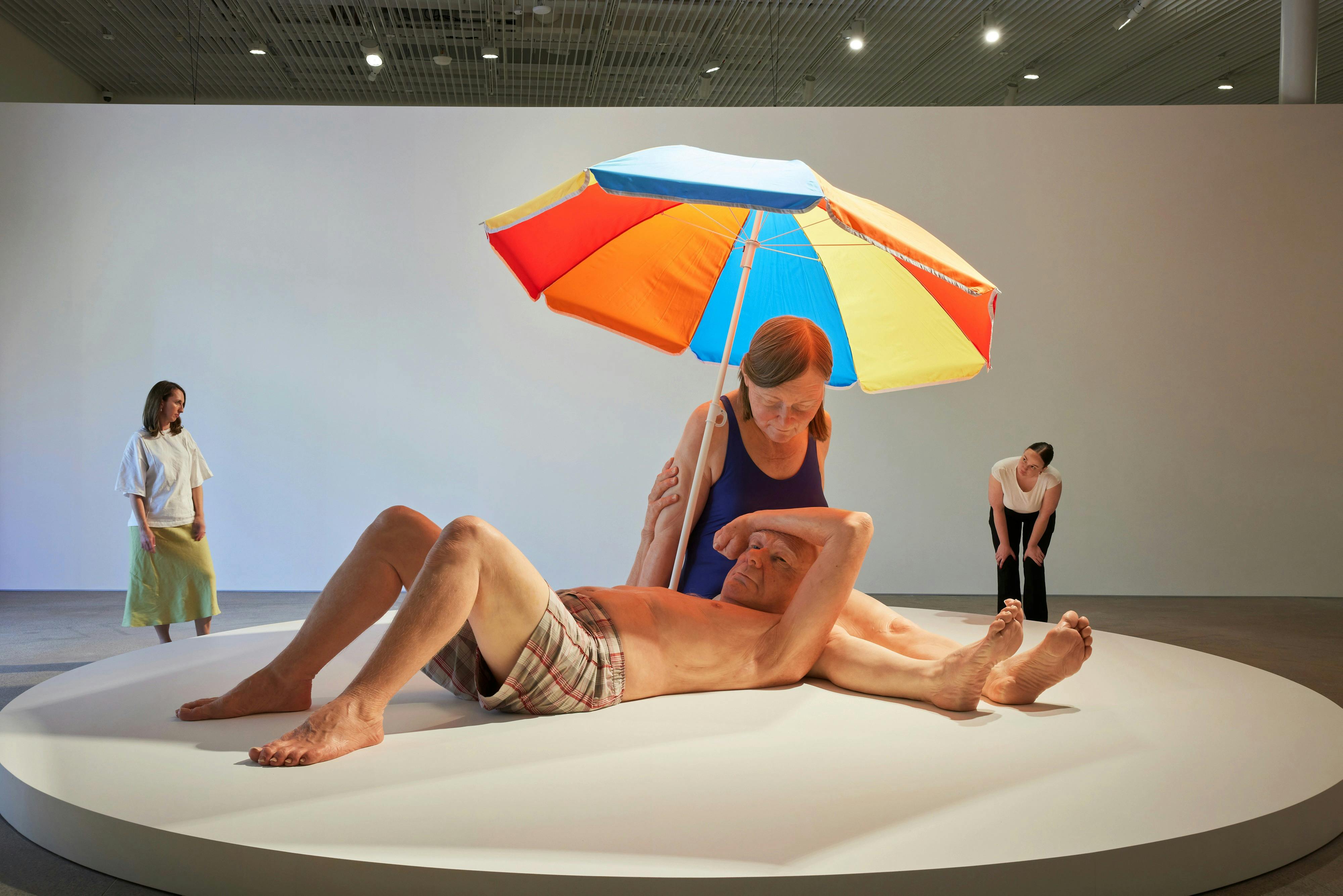 Installation view of the Ron Mueck: Encounter Exhibition