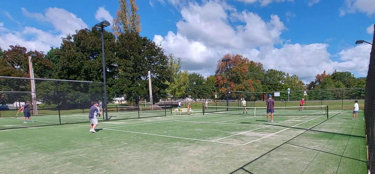 Social Tennis atGIDTA
