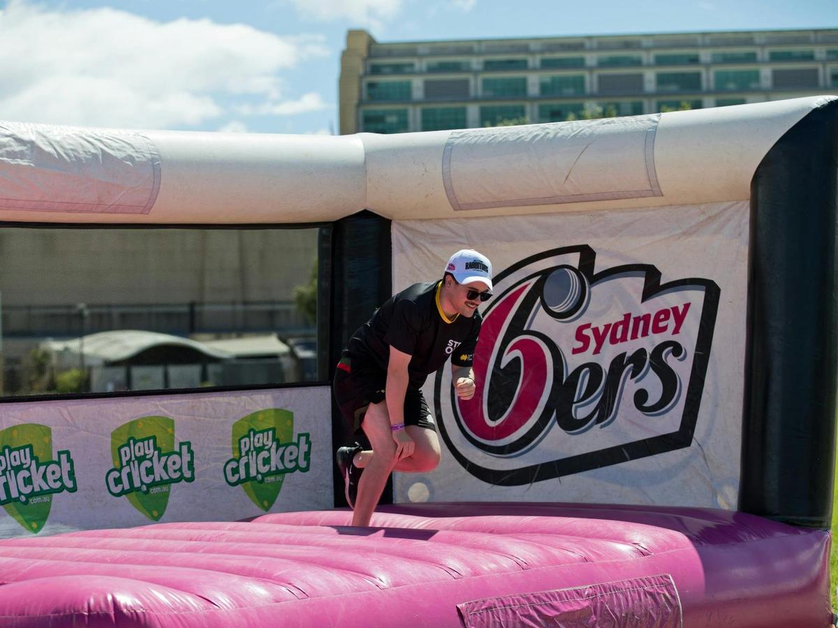 Step Out for Cancer Sydney Sixers Activation