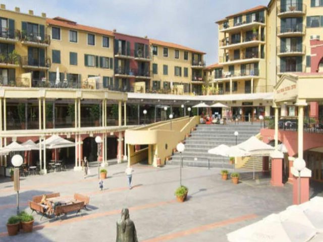 Leichhardt Twilight Market