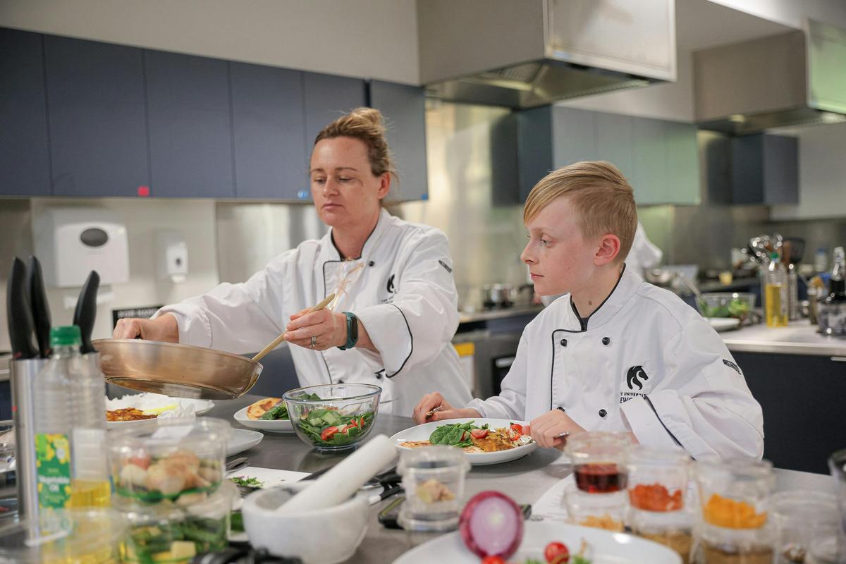 Seafood cooking class
