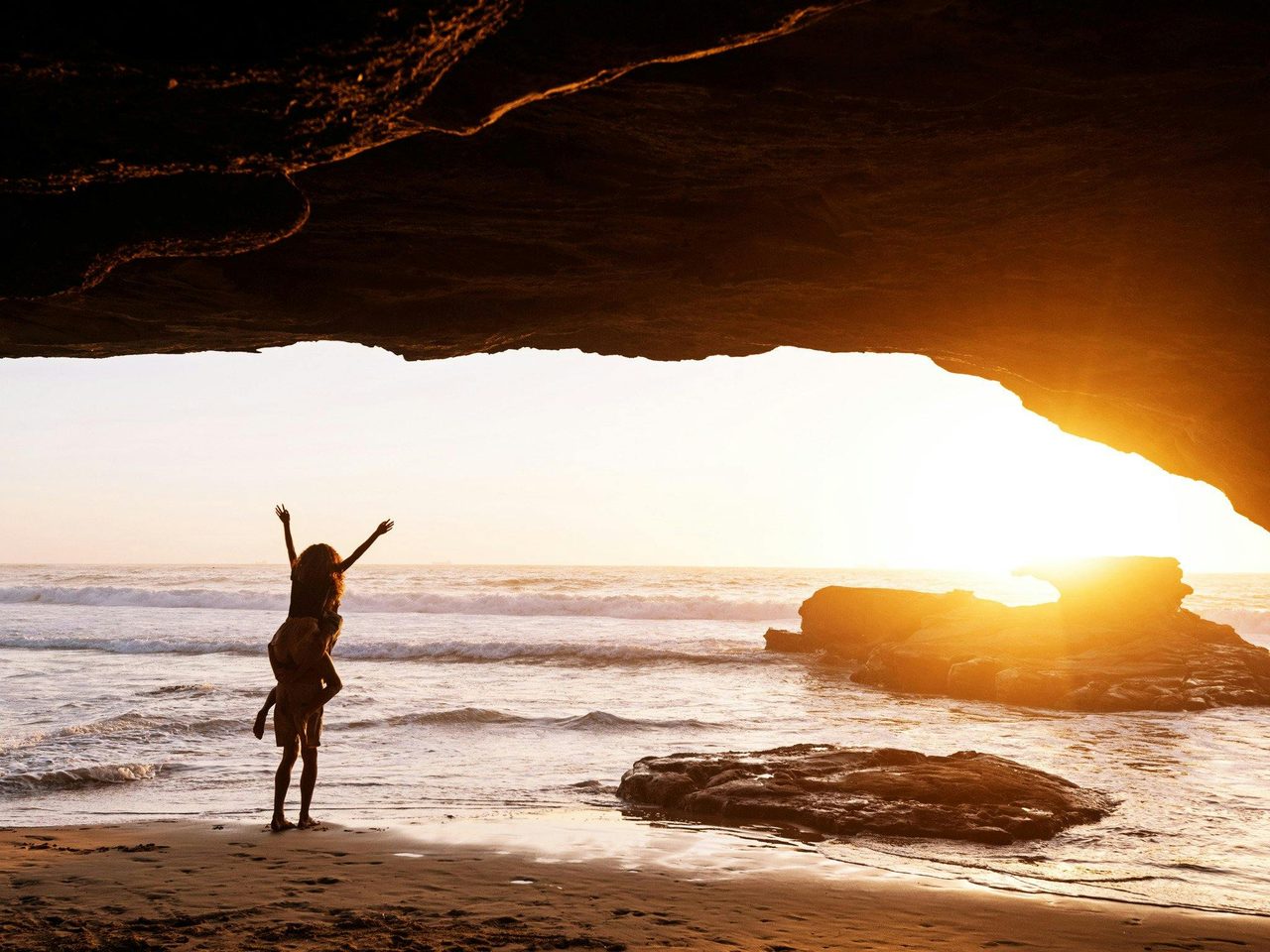 Sunrise at Caves Beach