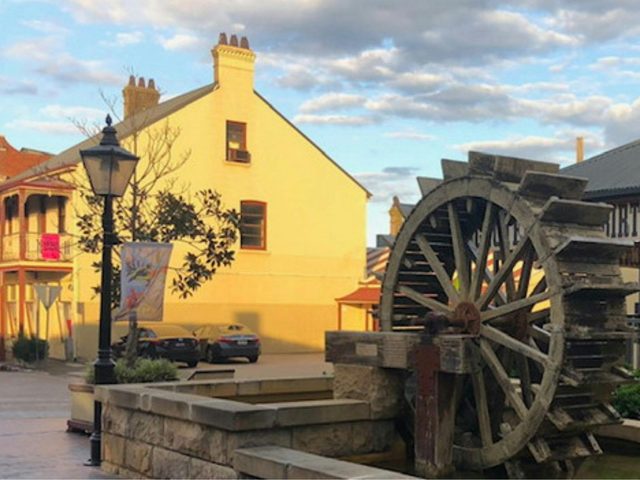 Windsor Mall Sunday Market