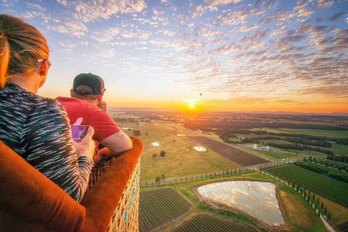 Sunrise Balloon Flights over the Hunter Valley